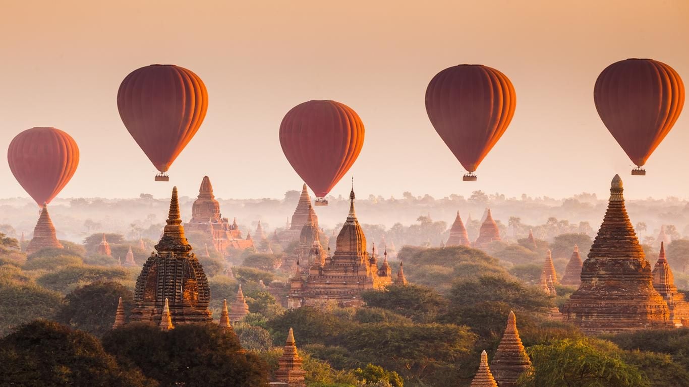 Bagan - The city of ancient monuments 
